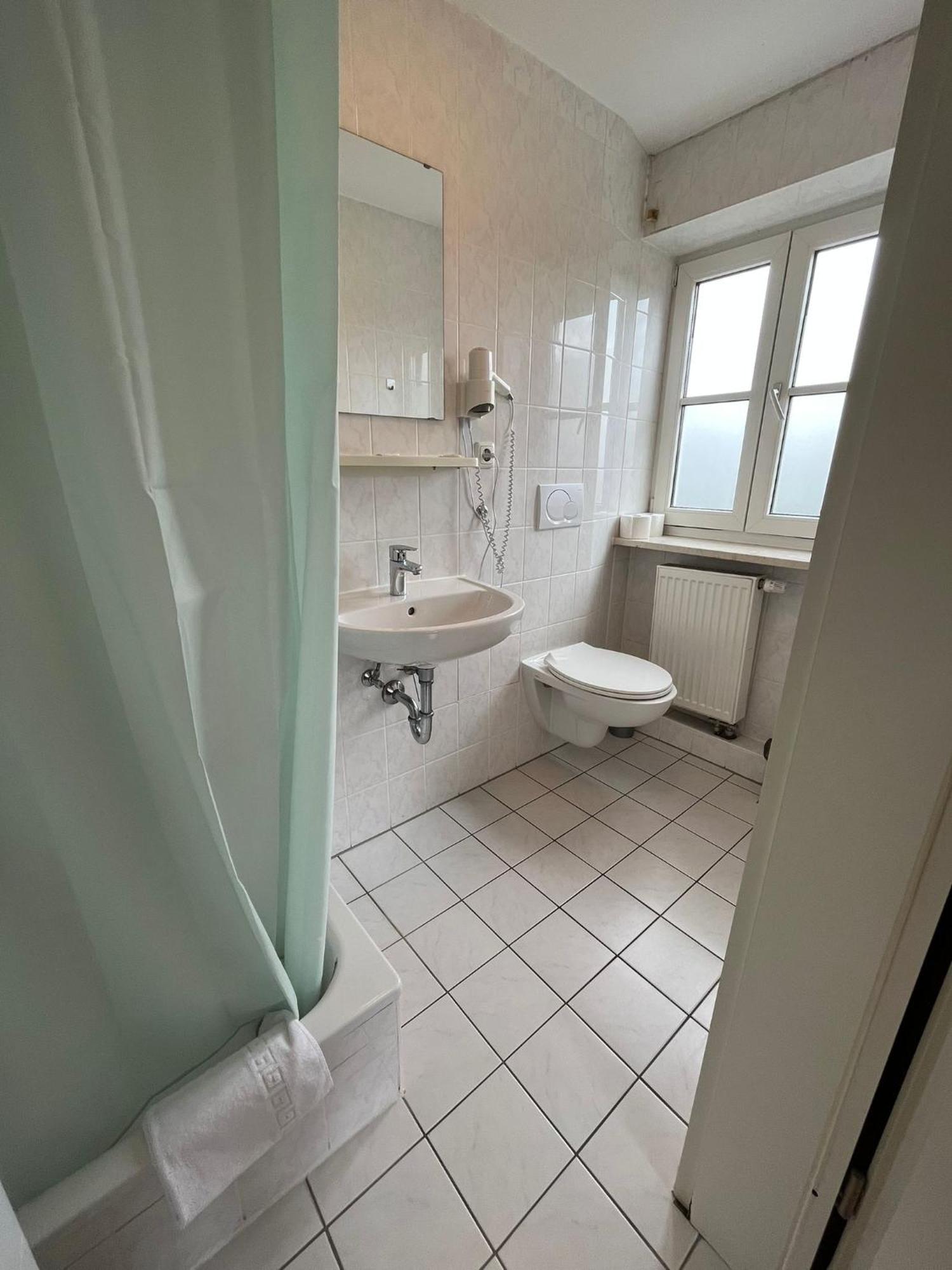 Hotel Alter Wirt Thalkirchen Monachium Zewnętrze zdjęcie