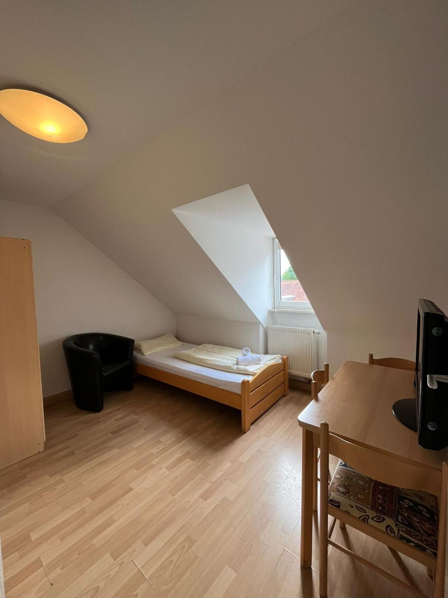 Hotel Alter Wirt Thalkirchen Monachium Zewnętrze zdjęcie